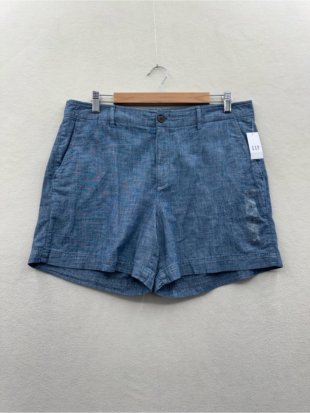 GAP Women's 12 Indigo Chambray 5" Inseam Shorts